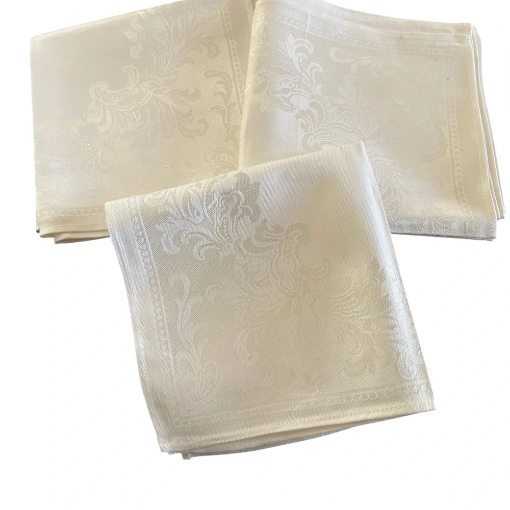 Nichibo In Japan Set 8 Mid Century Off White Brocade Fancy Cloth Square Napkins